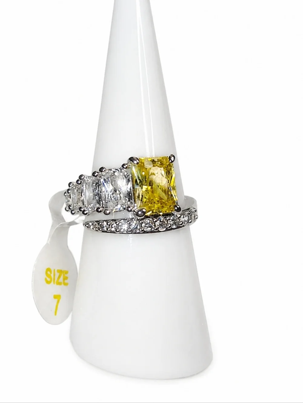 Size 7 Bomb Party Casual Beauty Lemon‎ CZ Ring – Rhodium Plated Sparkle